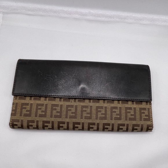 Fendi Zucchino Canvas Logo Buckle Flap Wallet - Picture 12 of 16